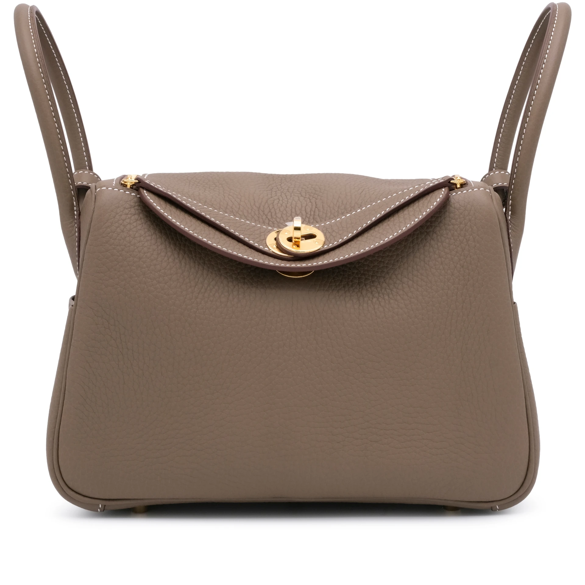Сумка Hermès Lindy 26 на студийной фотографии